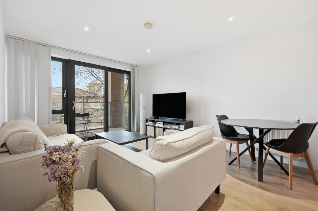 Main image of property: Casson Apartments, Langdon Park, E14