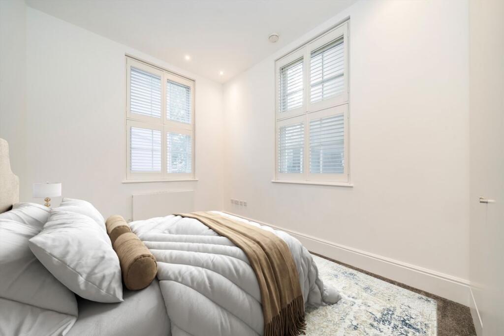 Apartment in London, Kensington - View 3