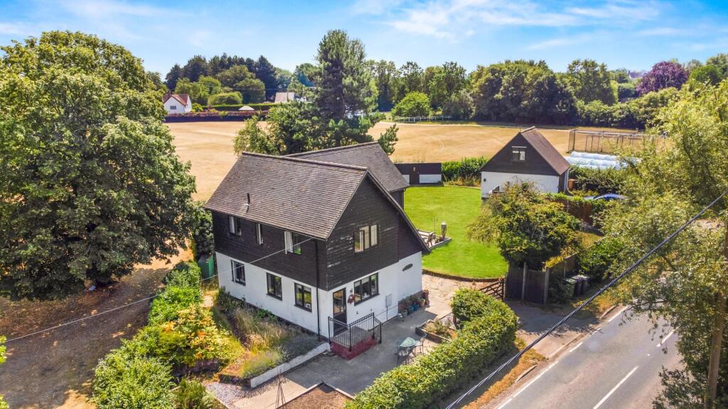 Main image of property: Dunmow Road, High Roding, Dunmow, Essex