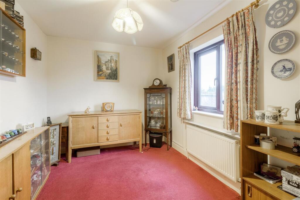Pippin Close, Wellingborough - More