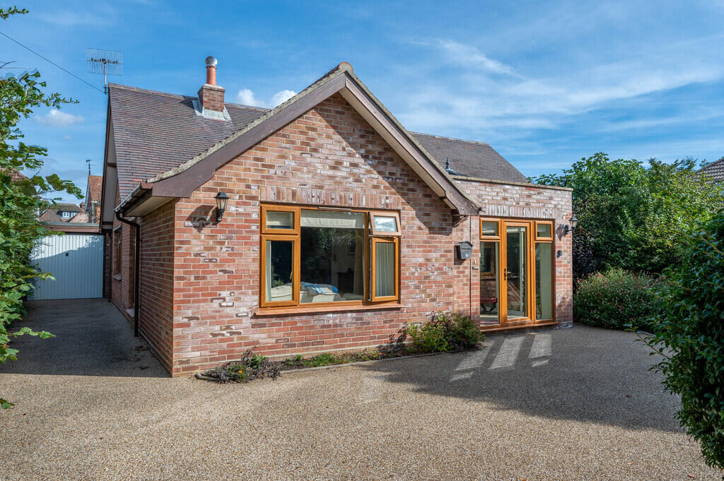 2-bed detached on Brook Lane, Felixstowe, £495,000