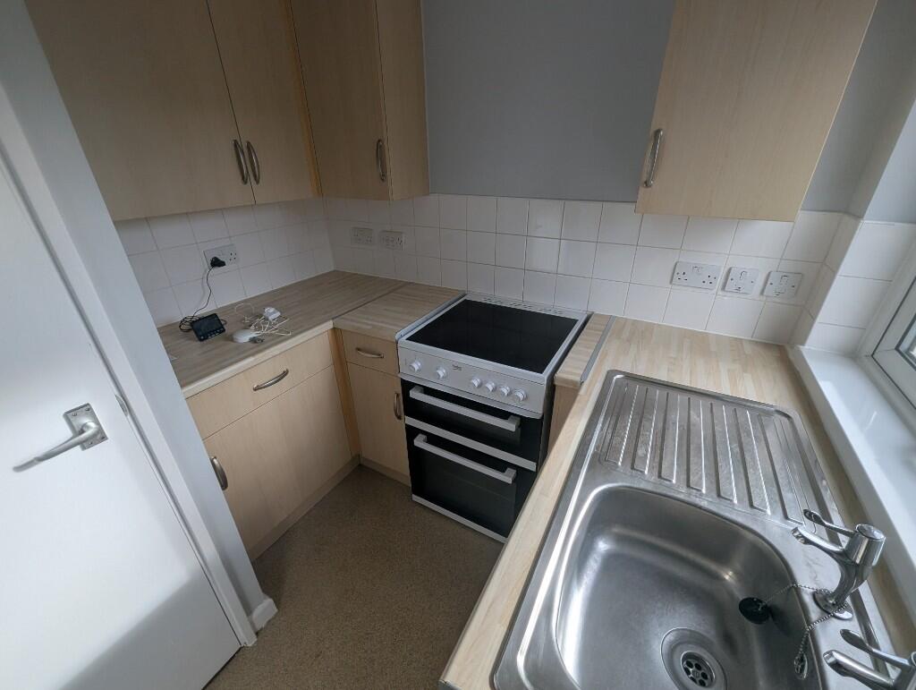 Additional image 6 of **Over 55's Only** One Bedroom, First-Floor Flat, Truncliffe House, Bradford, West Yorkshire, BD5 8NU