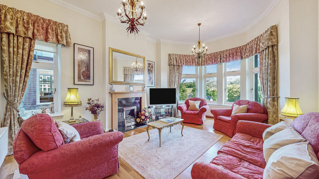Laurel Way, Quarriers Village photo 2