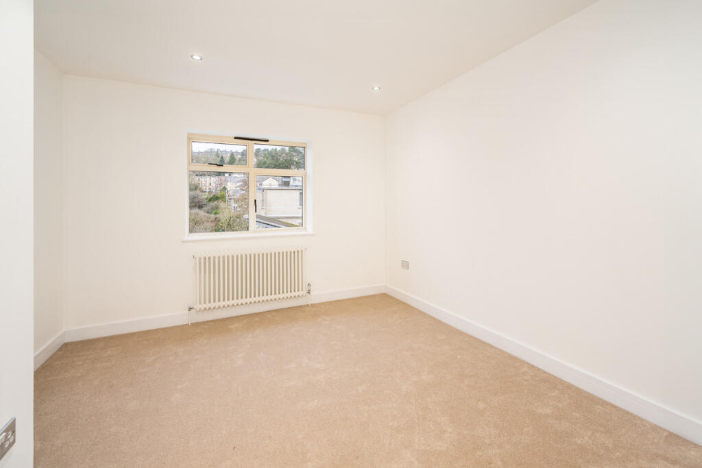 St. Johns Road, Bath, BA2 - More