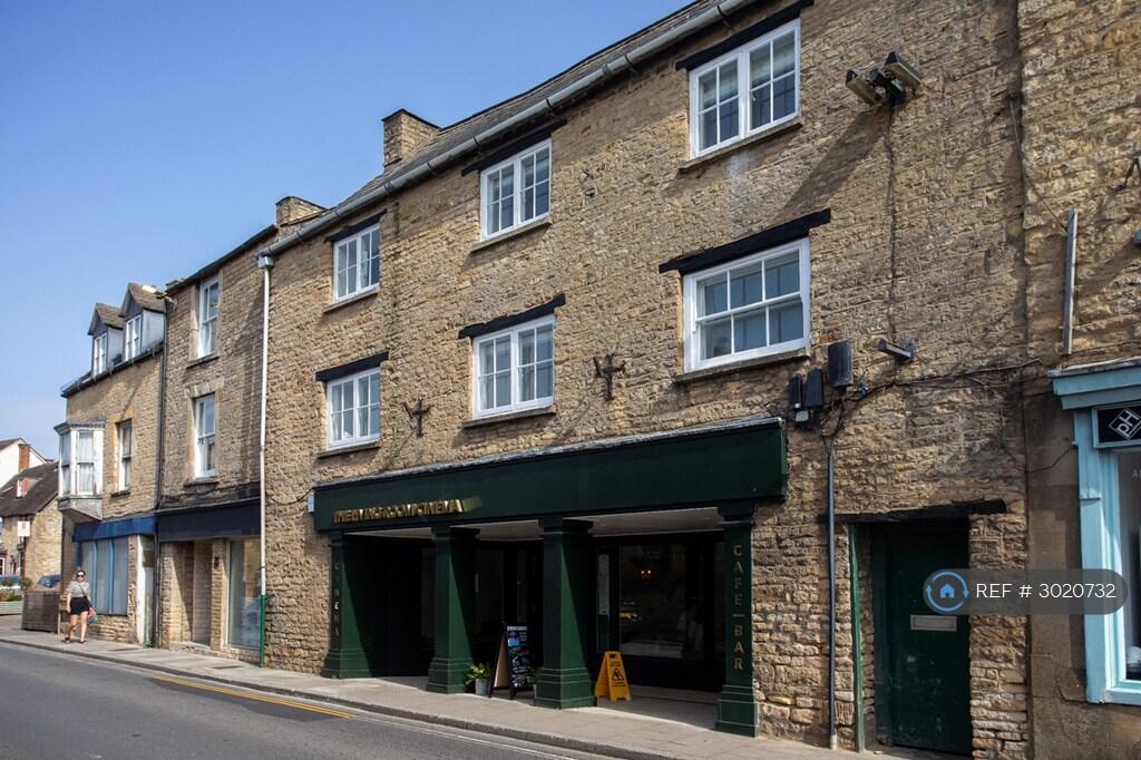 Main image of property: High Street, Chipping Norton, OX7