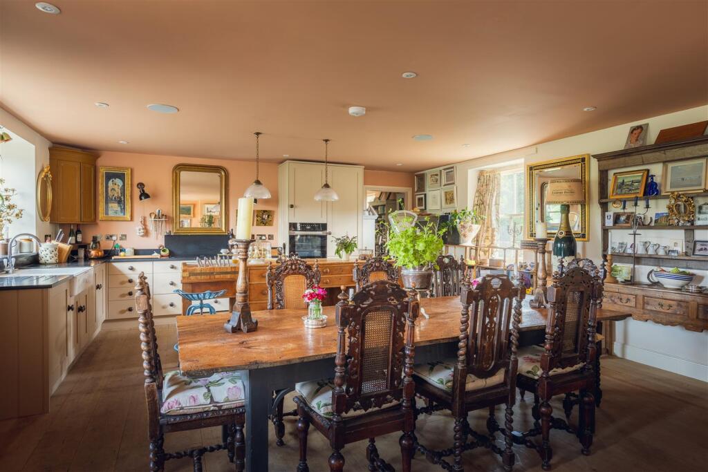 House in Dowlish Wake, Somerset - View 4