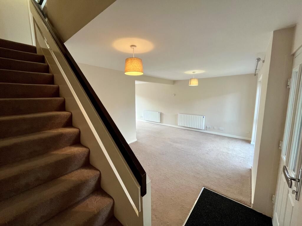 House in Ipswich - View 4