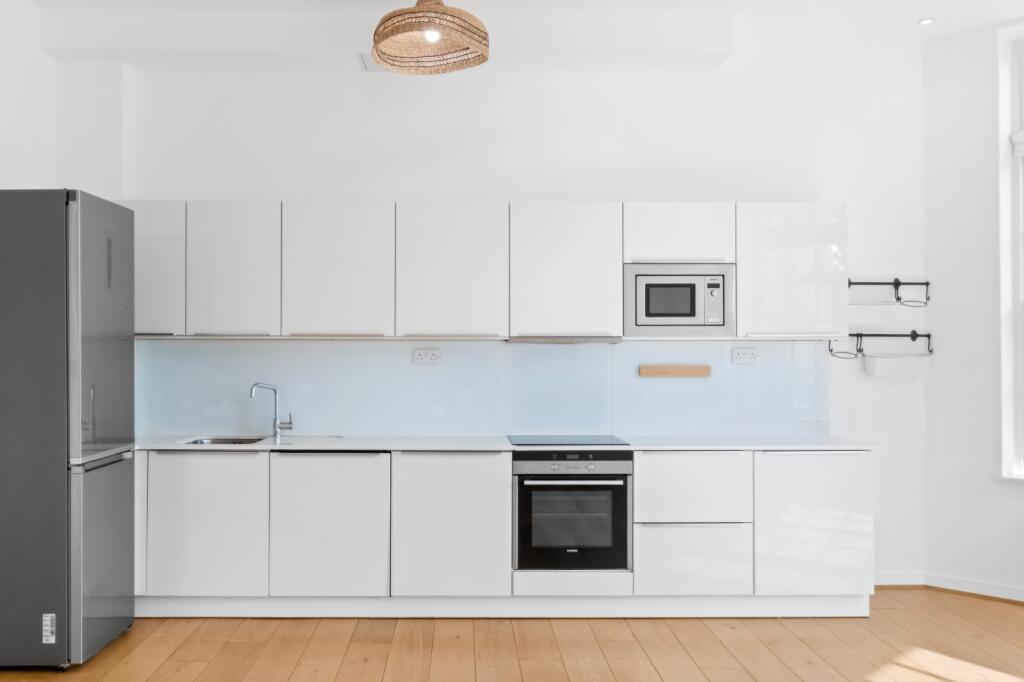 Apartment in London - View 4