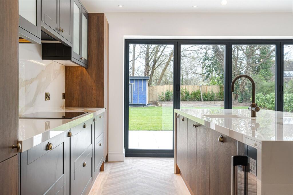 25, Spinfield Mount, Marlow, Buckinghamshire, SL7 photo 5