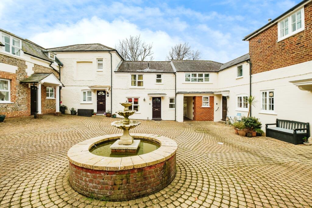 Main image of property: Winterton Lodge, Goda Road, Littlehampton, West Sussex, BN17