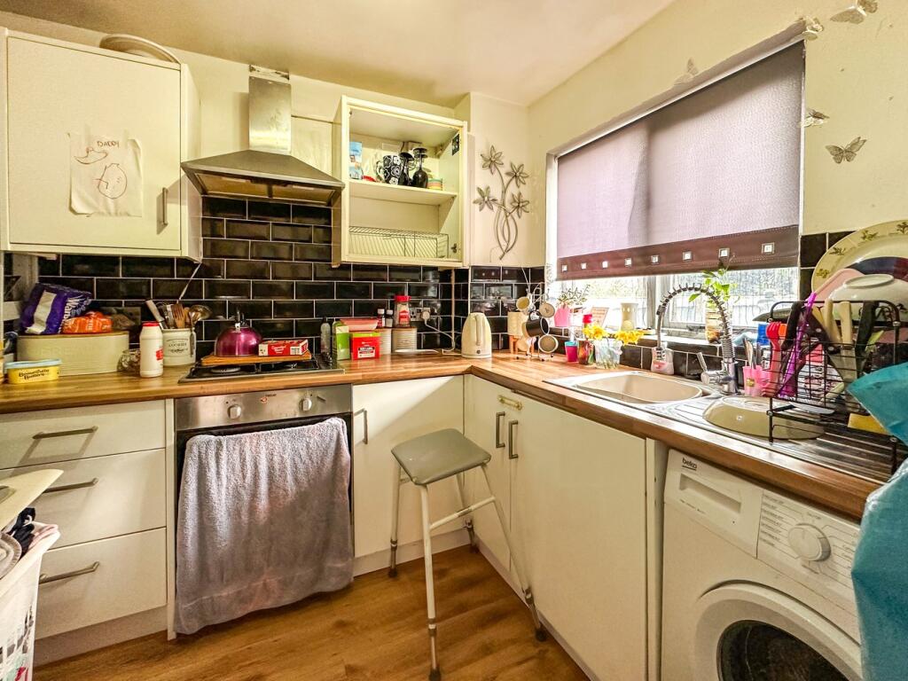 Additional image 4 of Cornwall Road, Bingley, BD16