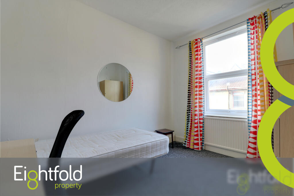 4 bedroom terraced house for rent