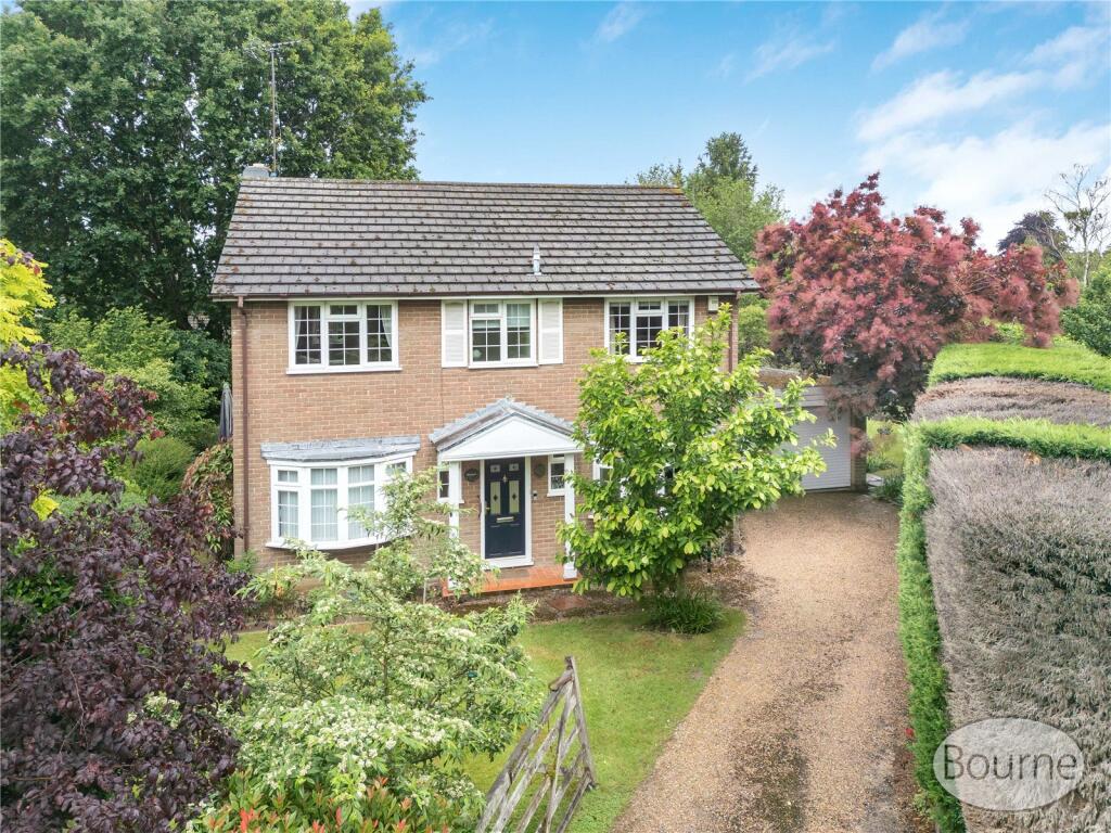 Main image of property: Lyndhurst Close, Horsell, Woking, Surrey, GU21