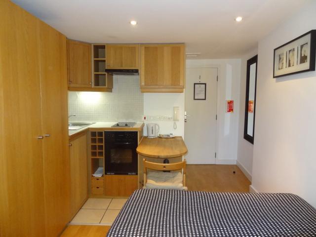 Studio flat for rent