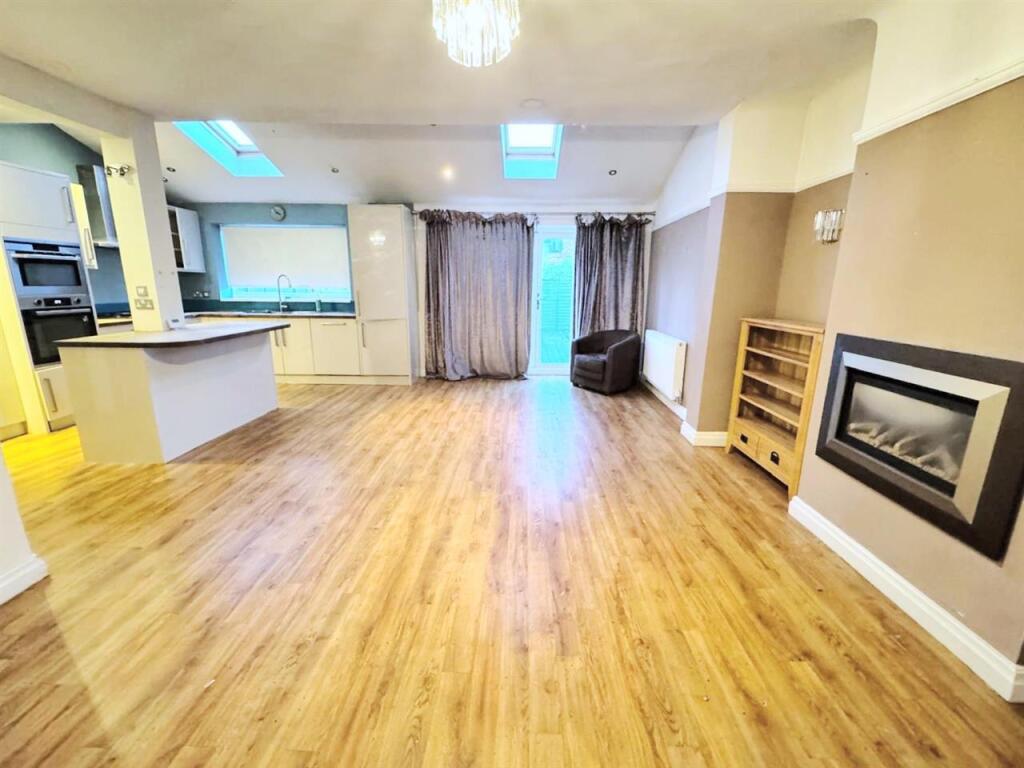 Coronation Drive, Knotty Ash, Liverpool photo 3