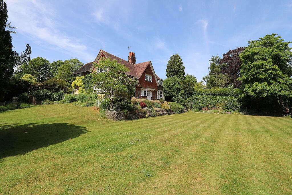 Main image of property: Prime location - Riverview Road, Pangbourne