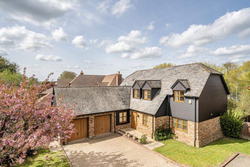 Main image of property: High Road, Broom, Biggleswade, SG18