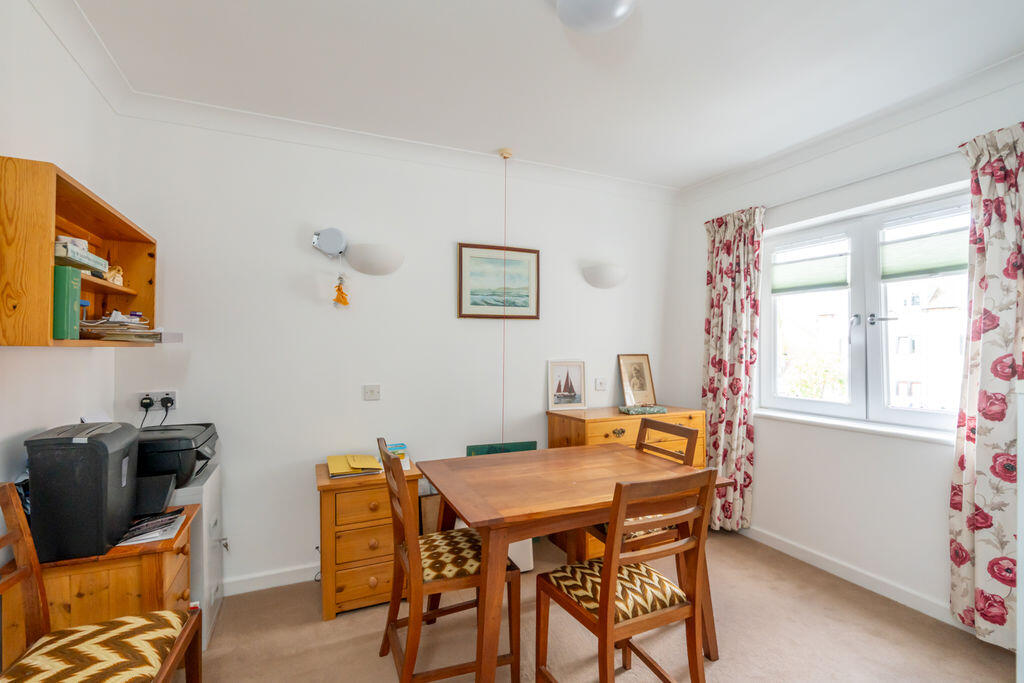 Apartment in Chichester - View 5