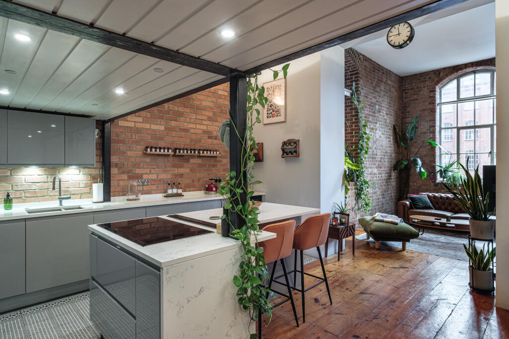 Main image of property: Manhattan Building, Bow, E3