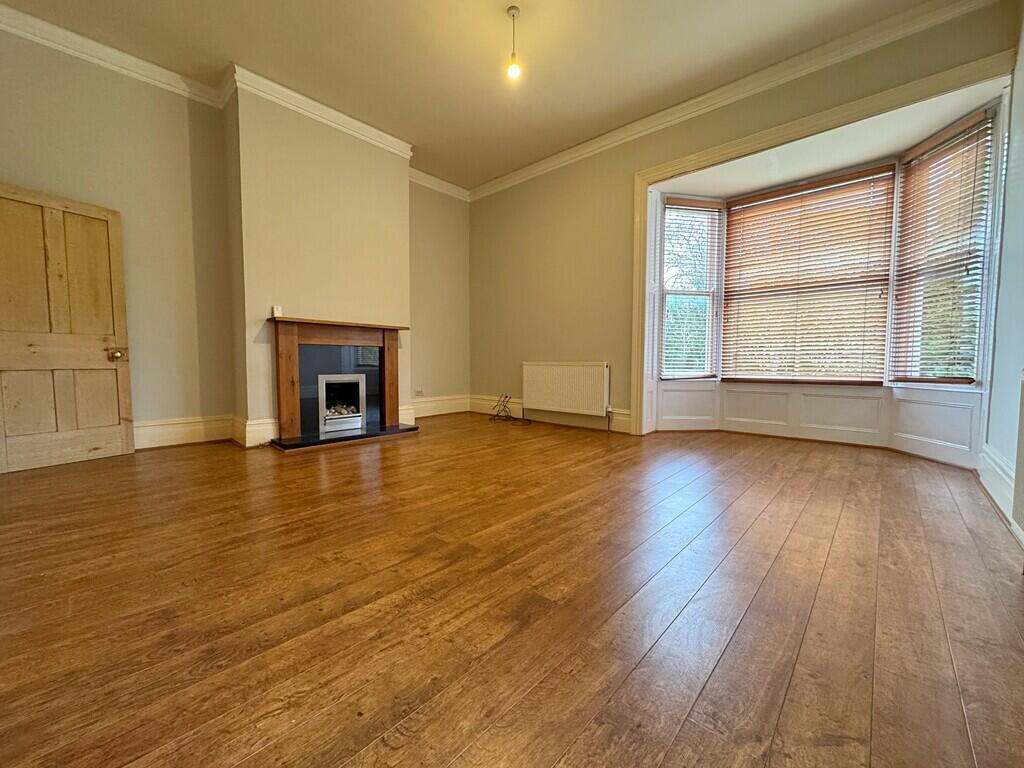 Apartment in Malvern Hills, Malvern - View 2