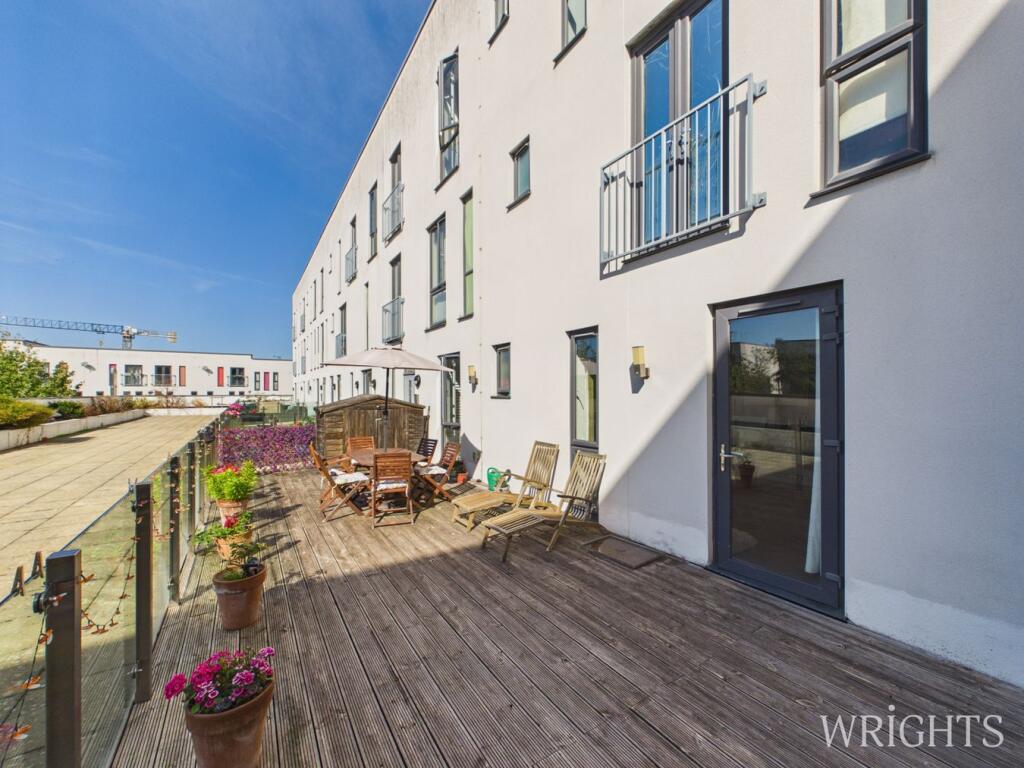 Apartment in Welwyn Garden City, Peartree - View 2