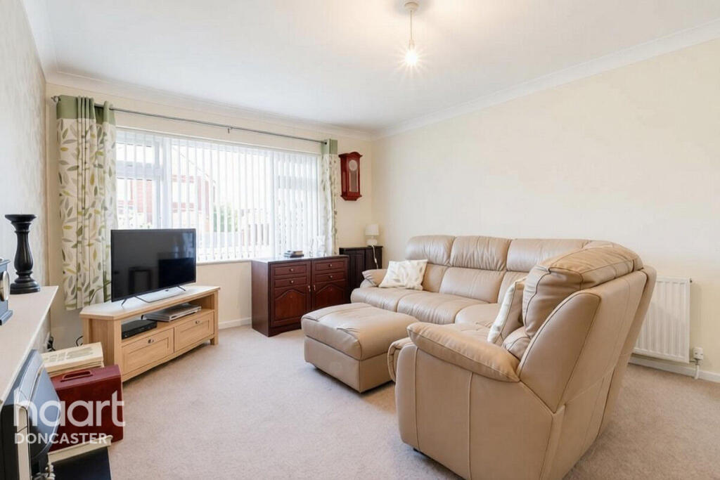 House in Doncaster, Dunsville, Hatfield - View 2