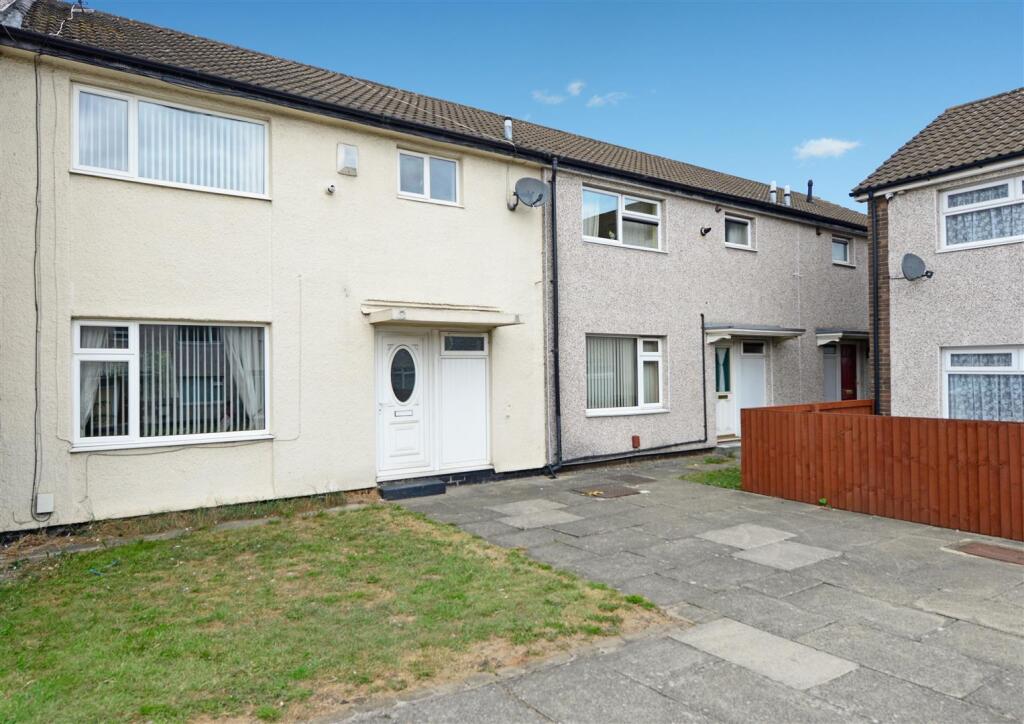 3-bed house on Bruce Lawn, New Wortley, Leeds, £155,000