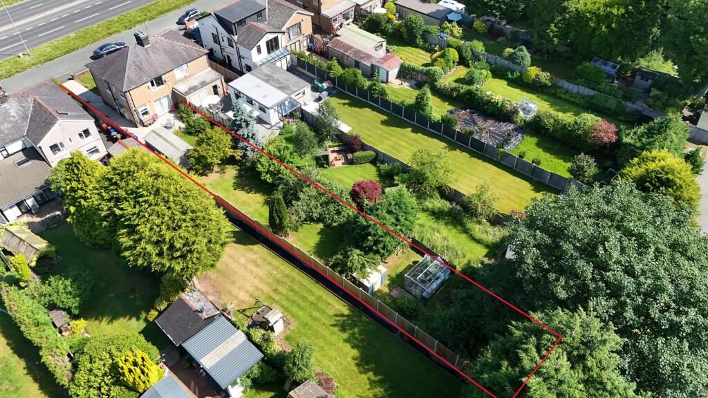 House in Blackburn, Lammack - View 4