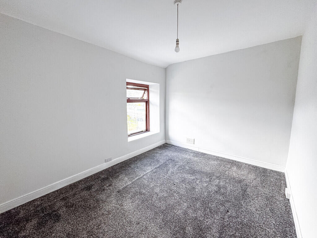 House in Bargoed, Caerphilly - More