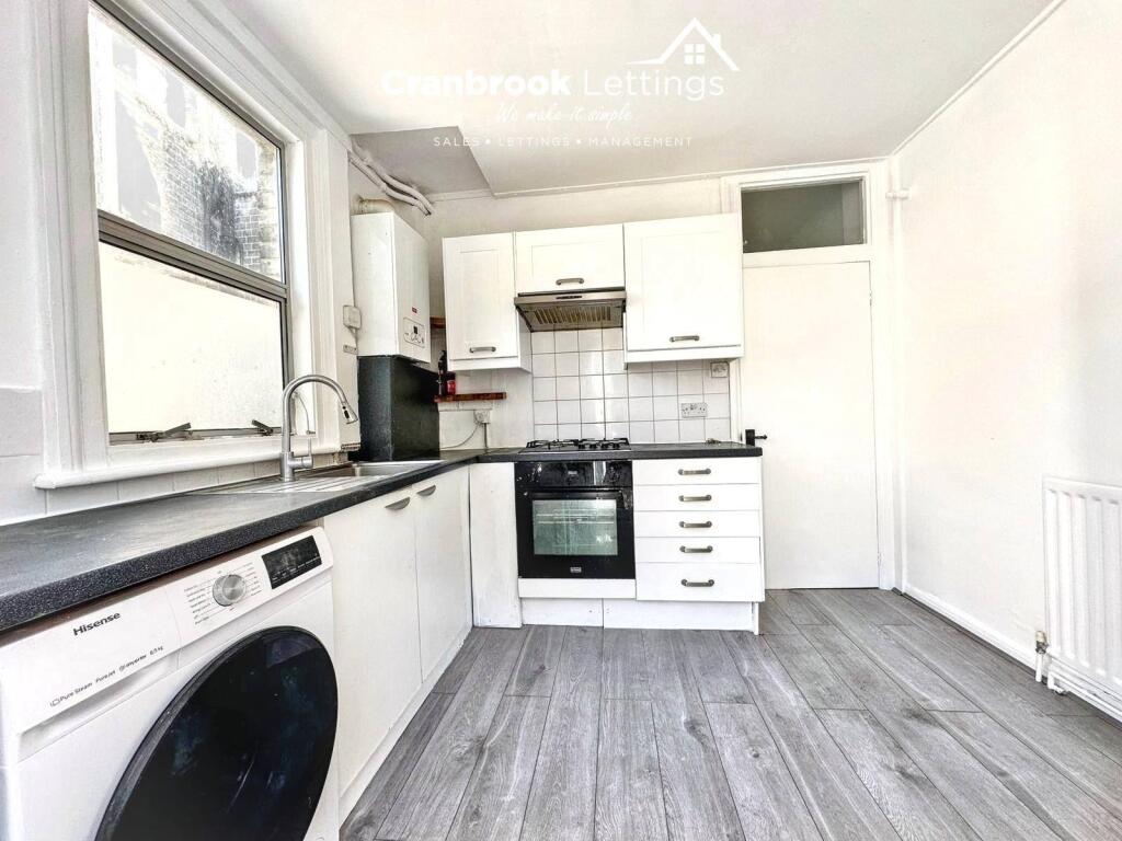 Main image of property: Greenwich Court, Cavell Street, E1 2BS