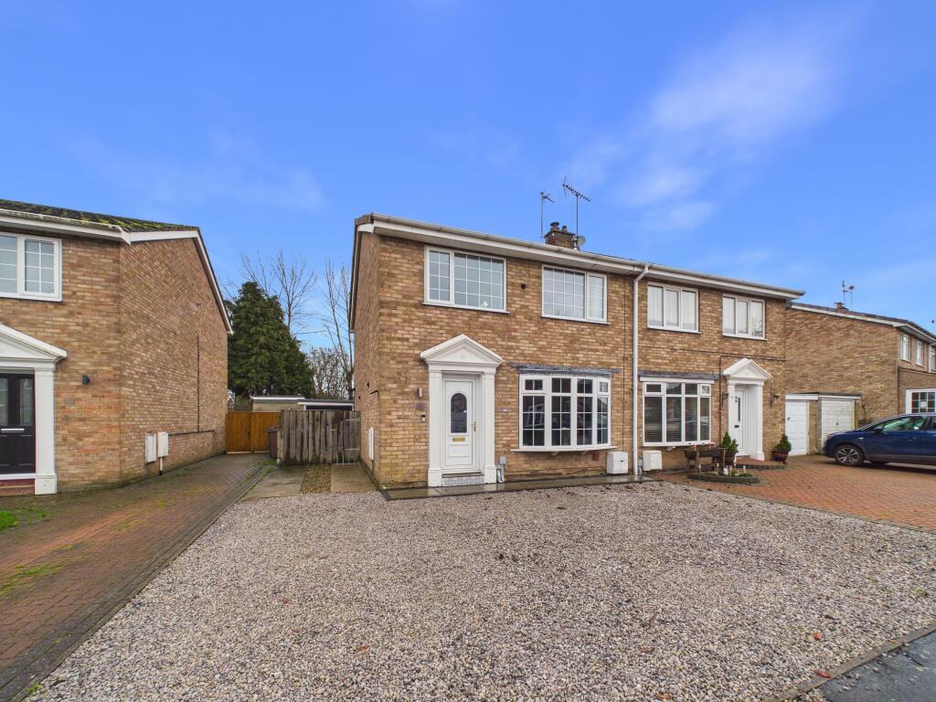 Main image of property: 35 Laburnum Avenue, Cranswick, Driffield, YO25 9QH