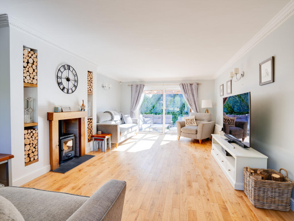 House in Wychavon, Hartlebury - View 3