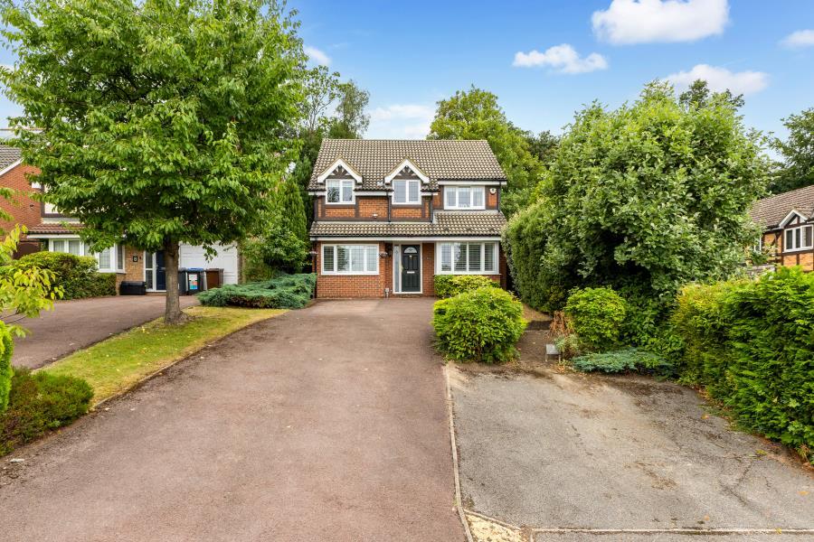 Main image of property: 9 LAMBLY HILL VIRGINIA WATER SURREY