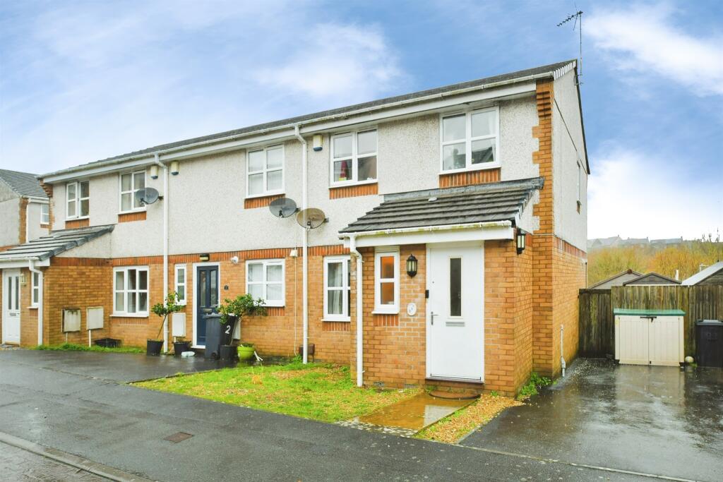 Main image of property: Hardings Close, SALTASH