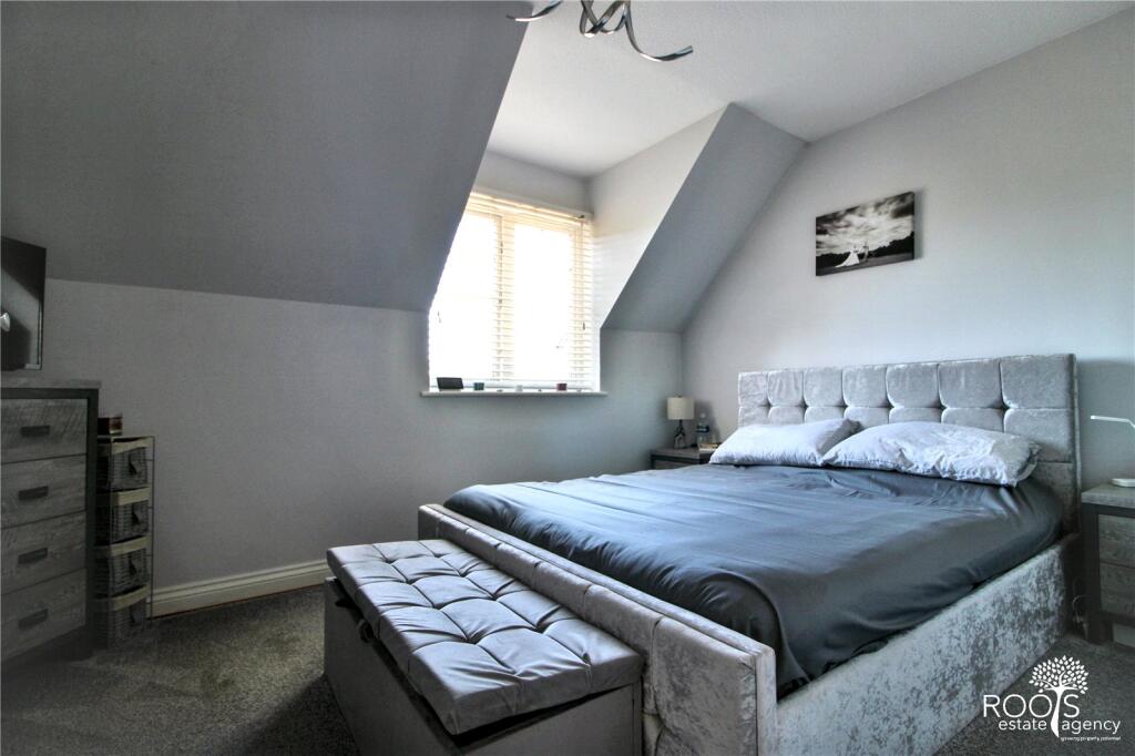 Apartment in Thatcham, West Berkshire - View 4