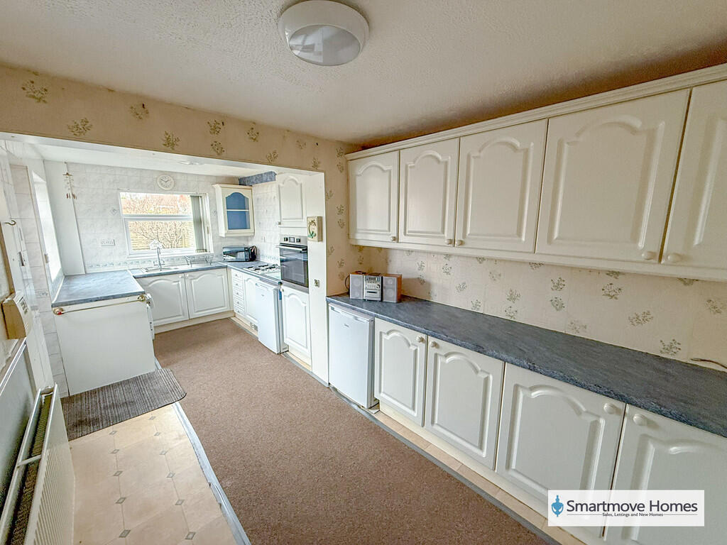 Derbyshire Drive, Westwood photo 2