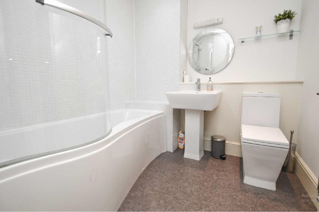 Apartment in Canterbury - View 5