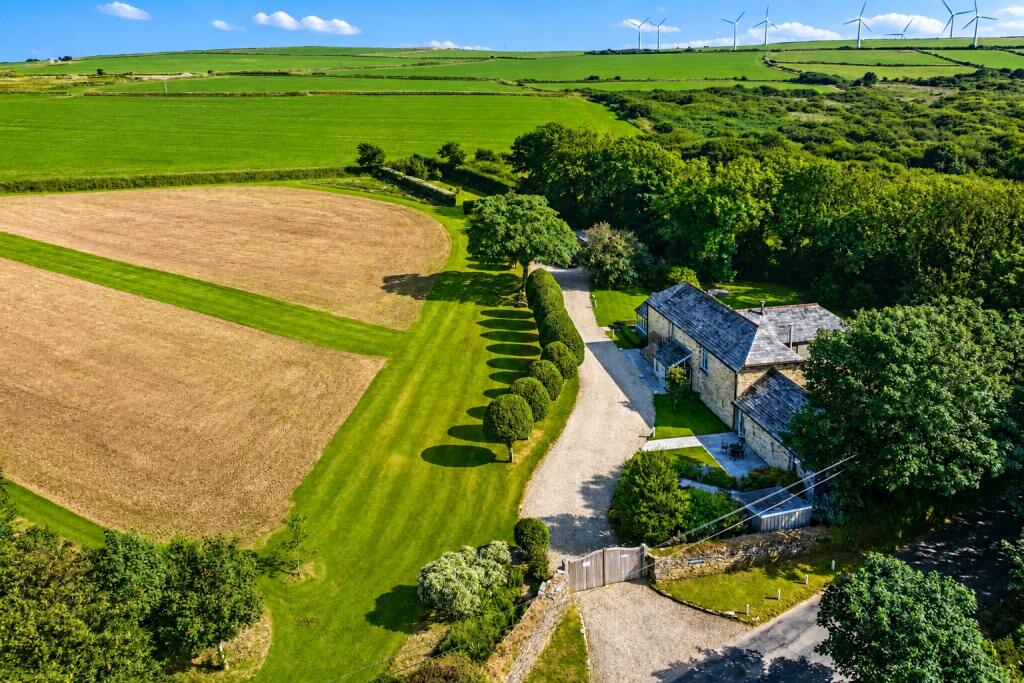 Main image of property: Mowhay Barn, St. Ervan, PL27