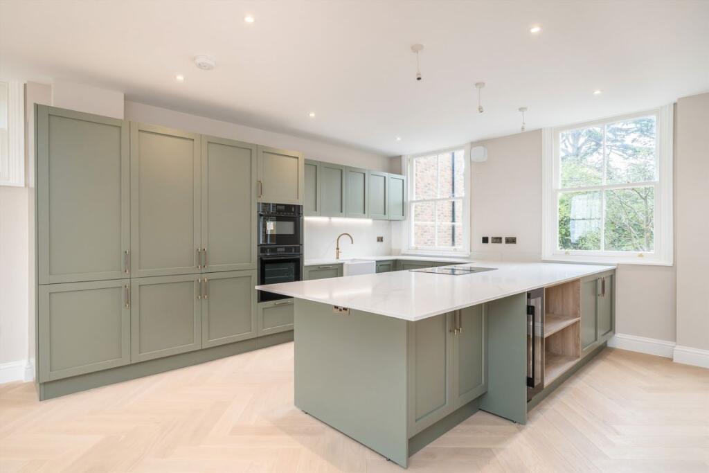 House in London - View 5