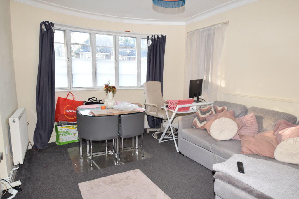 House in London - View 5