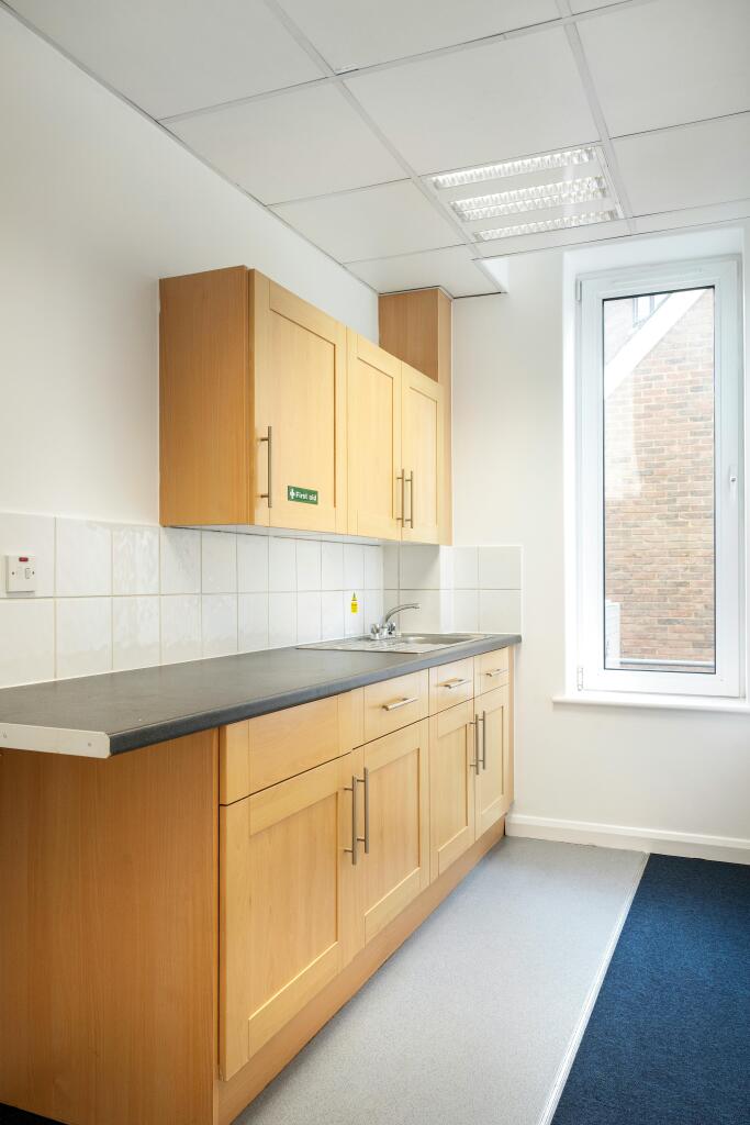 291-299BoroughHighSt-8-1stflr.jpg