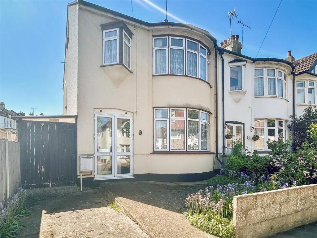 Main image of property: Cavendish Gardens, Westcliff-On-Sea