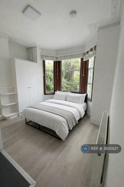 Main image of property: Percy Road, London, W12