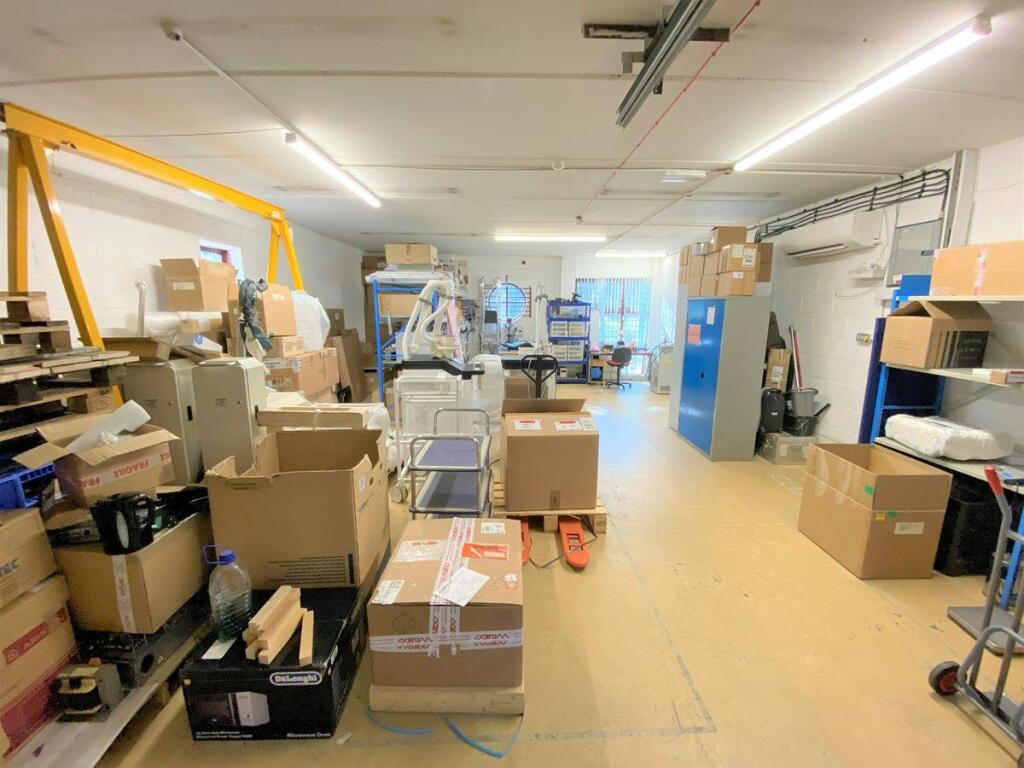 Unit 1 Hounslow Business Park 4.JPG