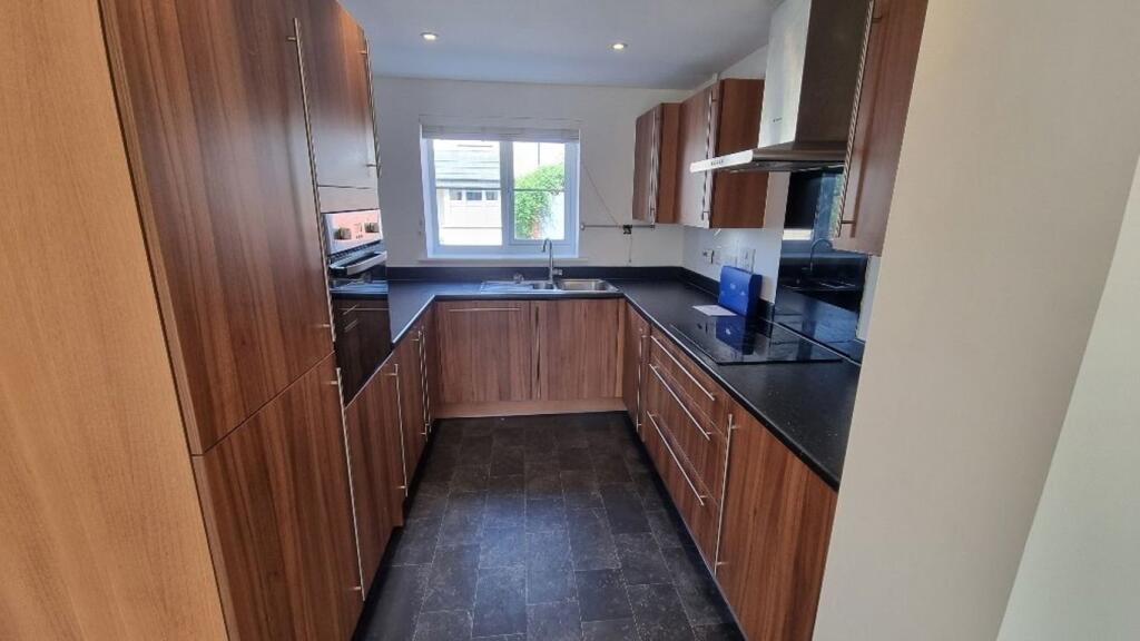 House in Vale of White Horse, Watchfield - View 5