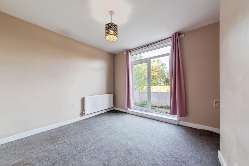 House in Lincoln - View 5