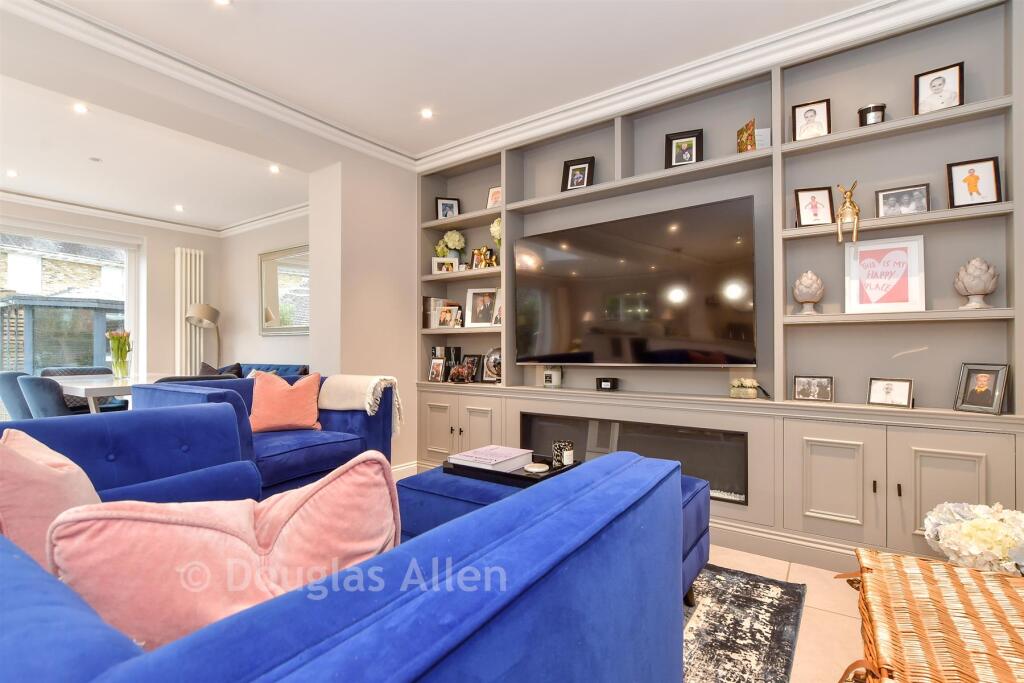 Main image of property: Theydon Grove, Epping, Essex
