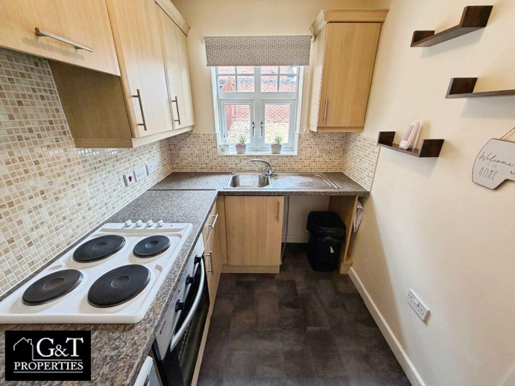 House in Dudley, West Midlands - View 4