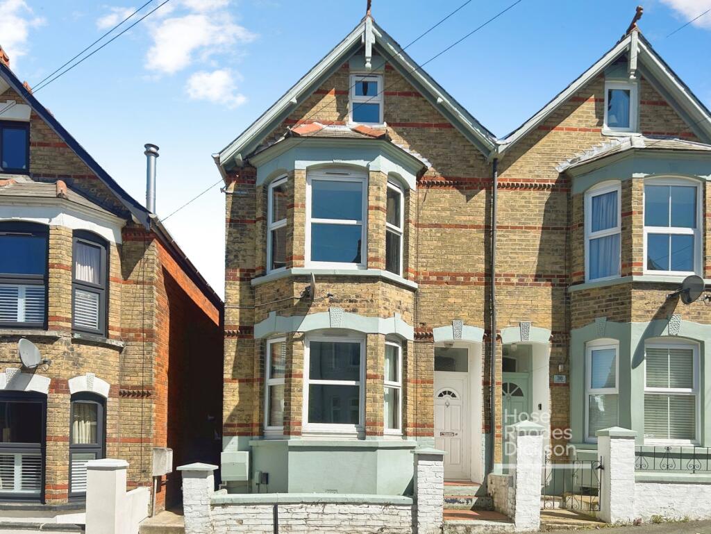 Main image of property: Gordon Road, Cowes, Isle of Wight