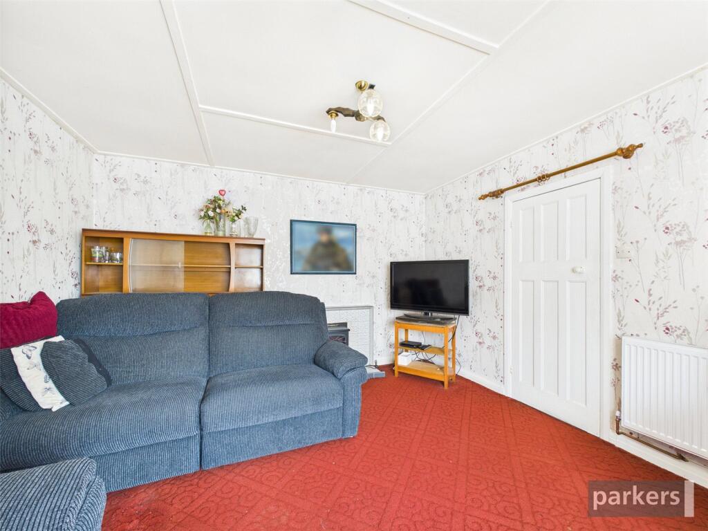 Tavistock Road, Reading, Berkshire, RG2 photo 4
